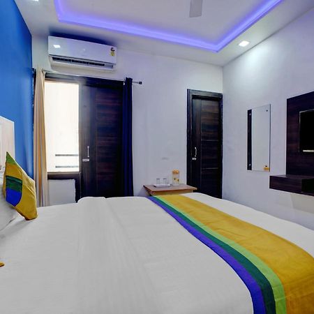 Hotel The Orient Tree, Agra Agra  Dış mekan fotoğraf