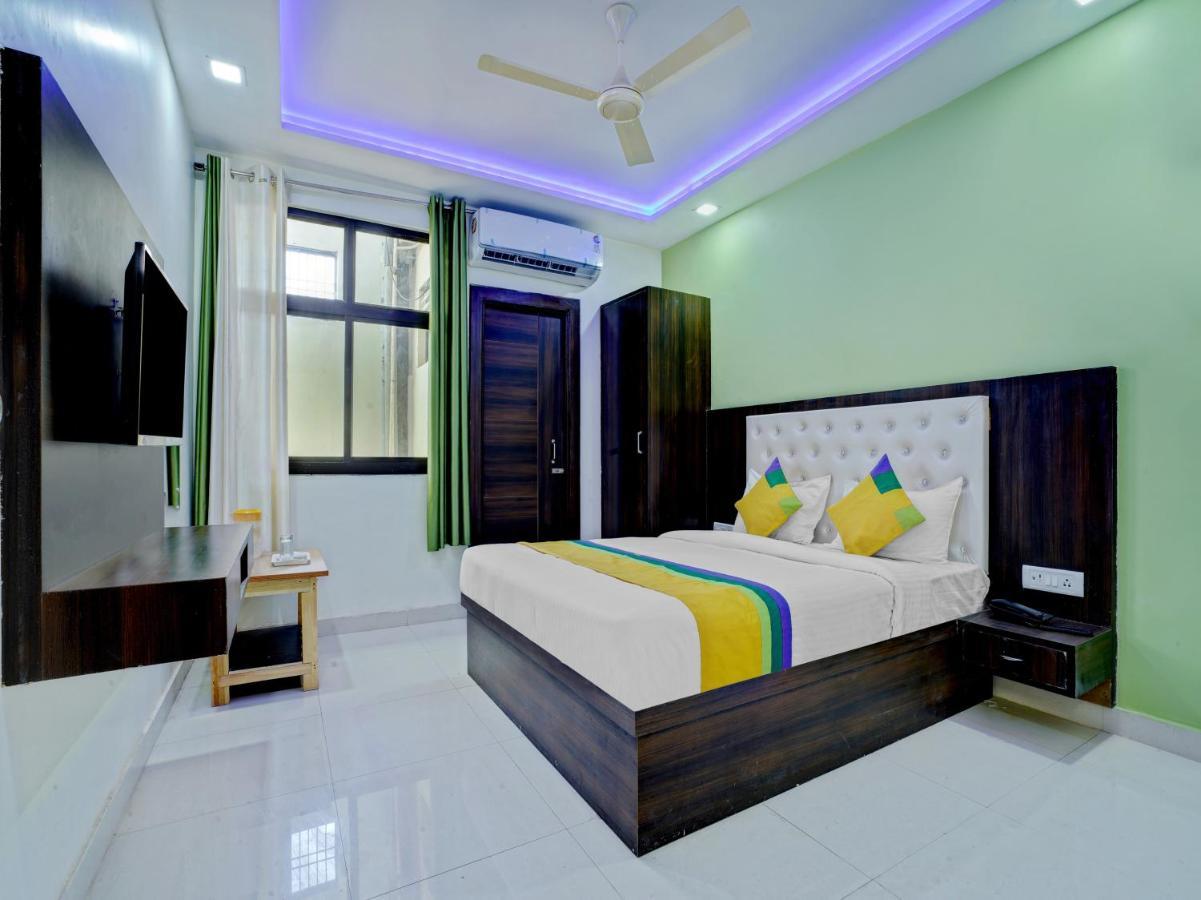 Hotel The Orient Tree, Agra Agra  Dış mekan fotoğraf