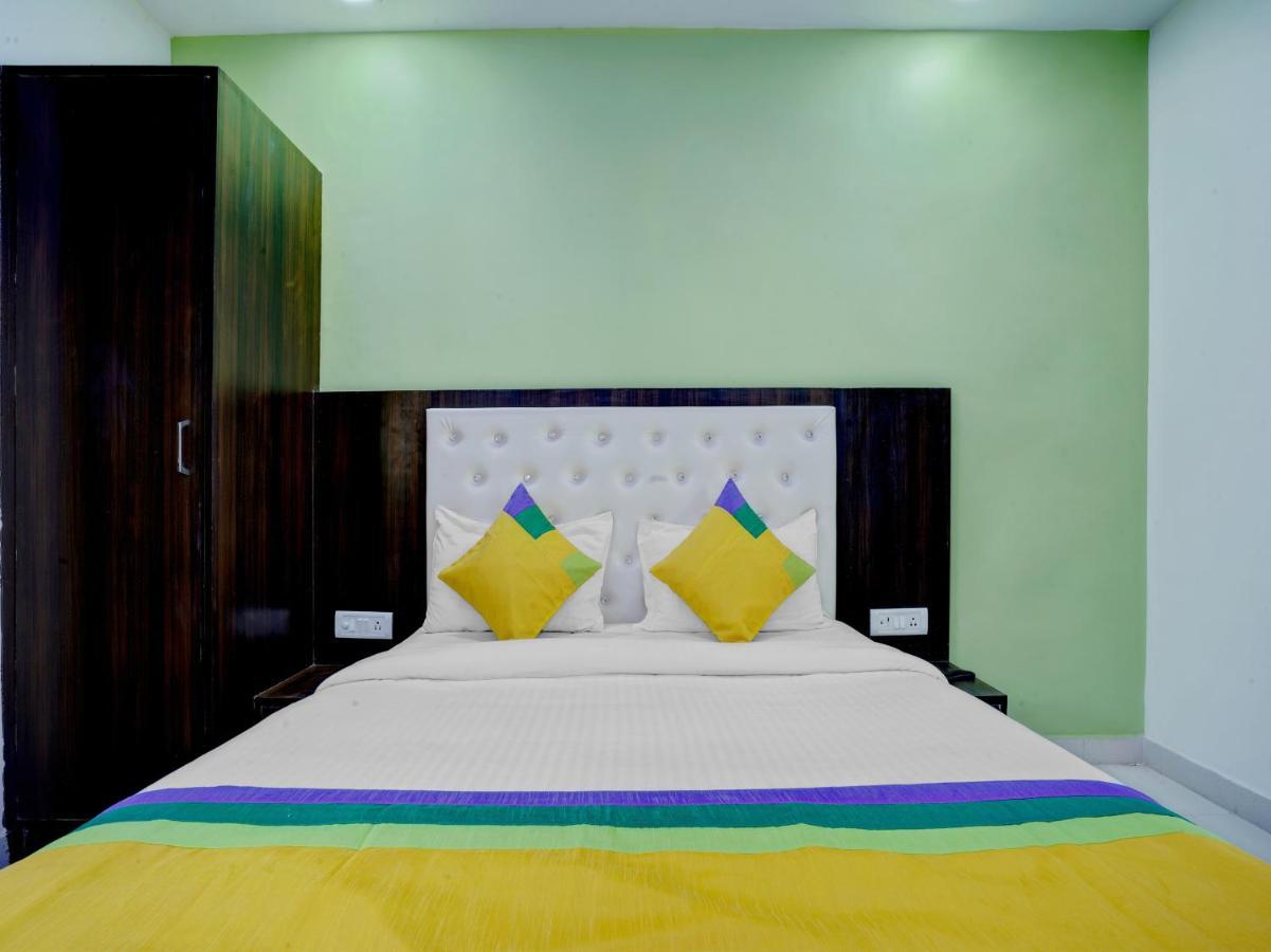 Hotel The Orient Tree, Agra Agra  Dış mekan fotoğraf