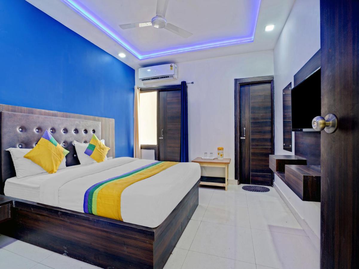 Hotel The Orient Tree, Agra Agra  Dış mekan fotoğraf