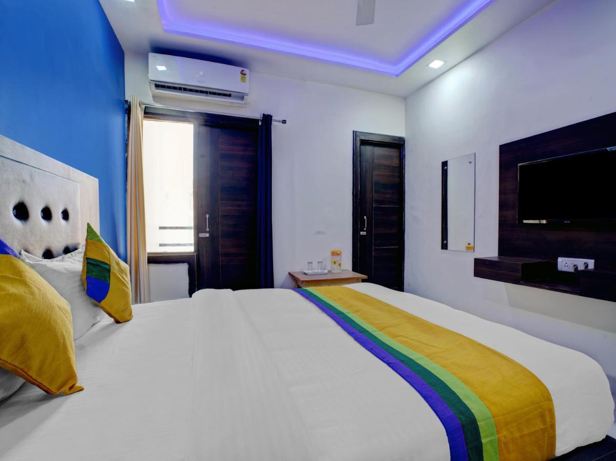 Hotel The Orient Tree, Agra Agra  Dış mekan fotoğraf