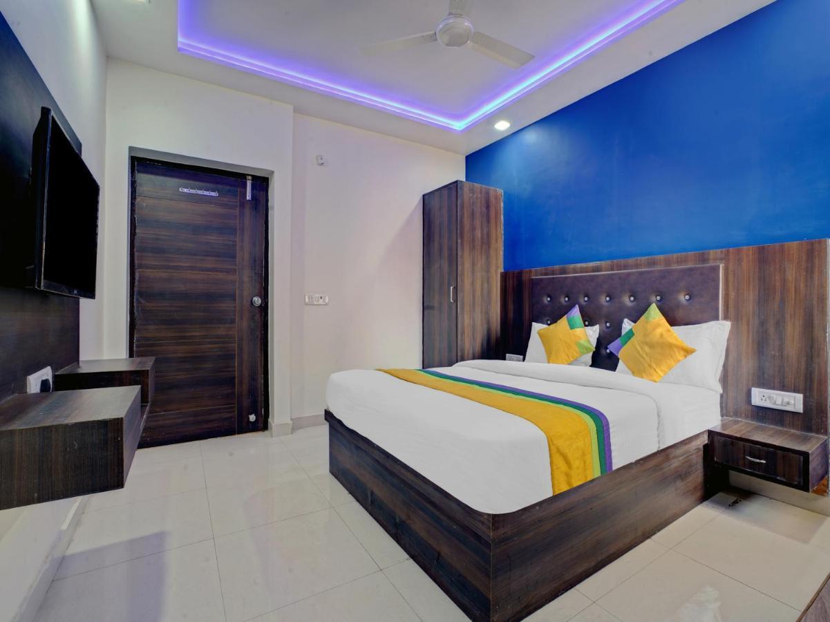 Hotel The Orient Tree, Agra Agra  Dış mekan fotoğraf